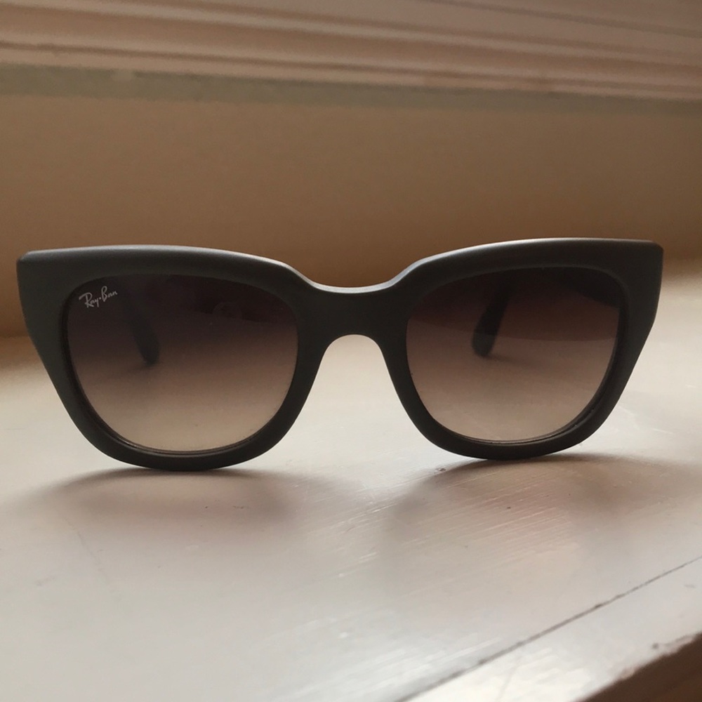 Ray Ban Sunglasses w/ Taupe frames, tinted lenses